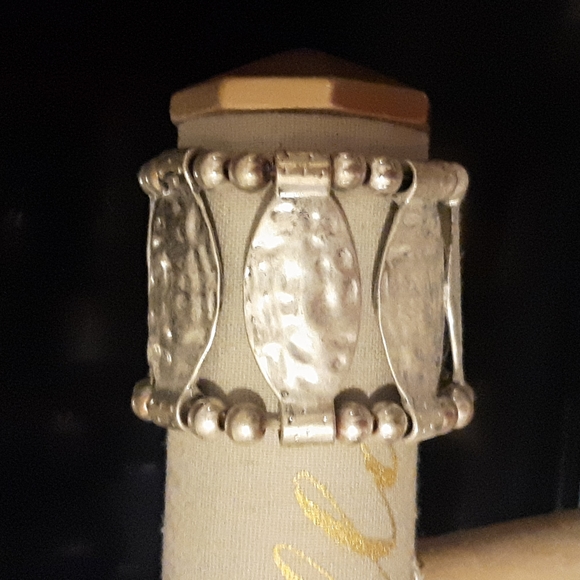 Bracelet - Picture 1 of 1